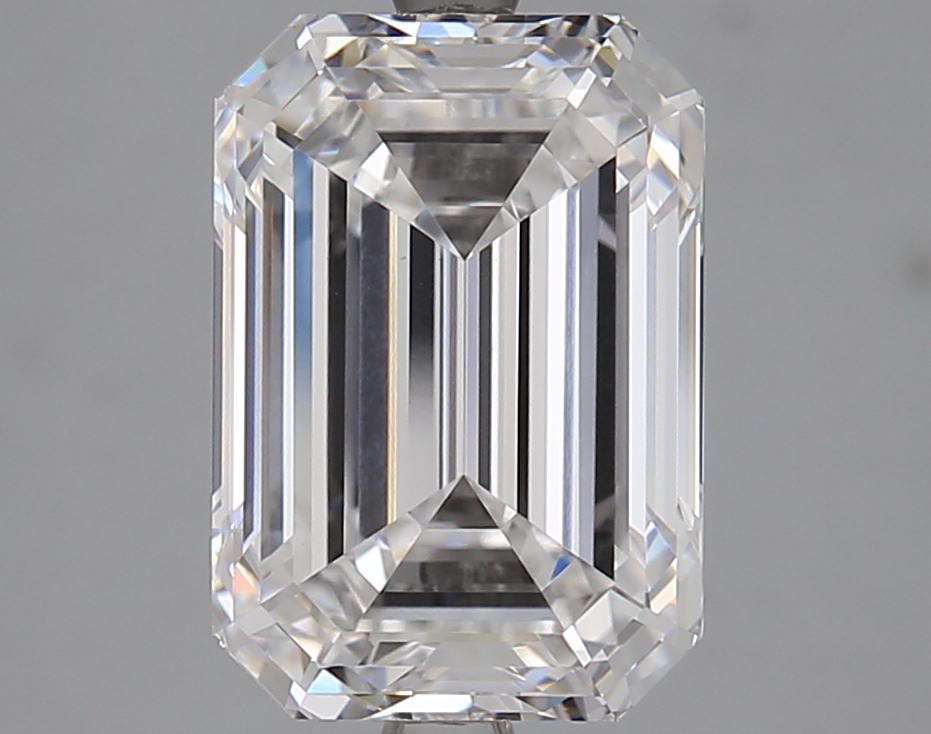 Emerald cut 5.03ct E VVS2